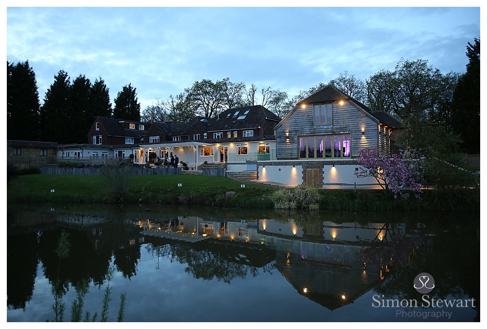 ross-hannahs-beautiful-wedding-brookfield-barn