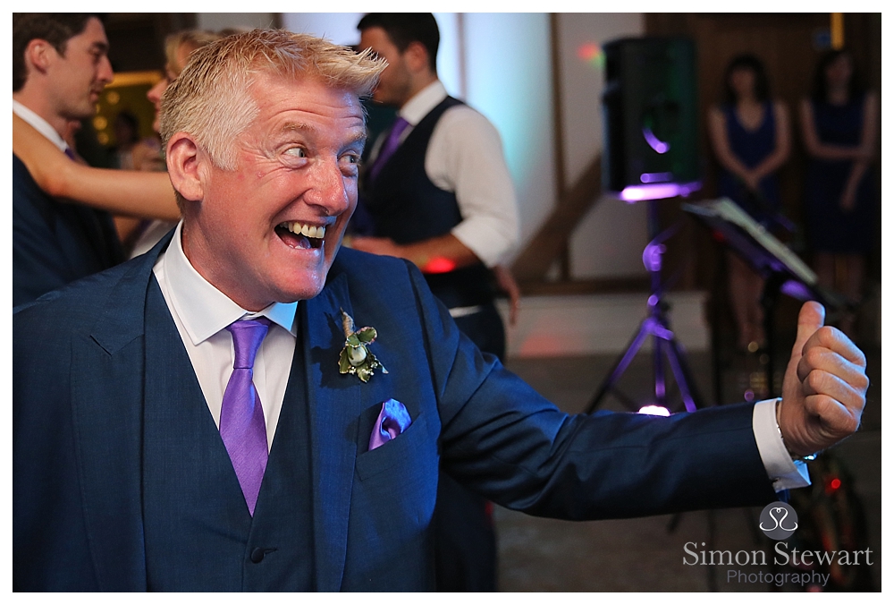 ross-hannahs-beautiful-wedding-brookfield-barn